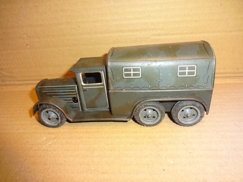 Militärtransporter von mit - hb,