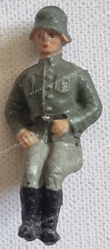 Massefigur soldat sitzend cm - sitzend, 6