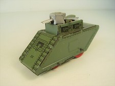 Antiker Blech Panzer " 22 "